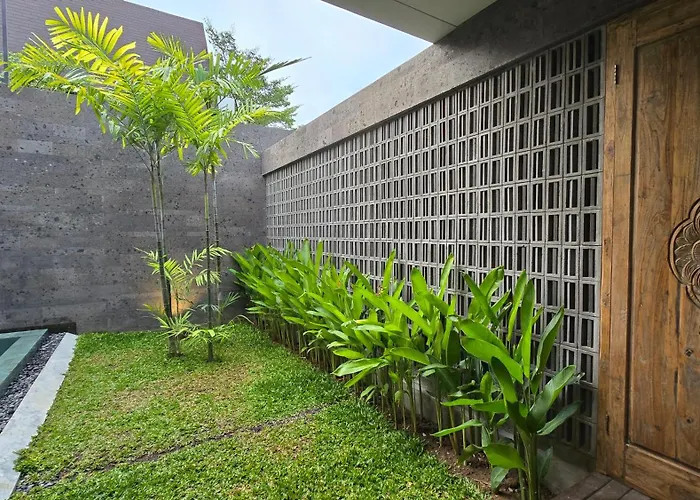 Pulang Private Pool, Pererenan